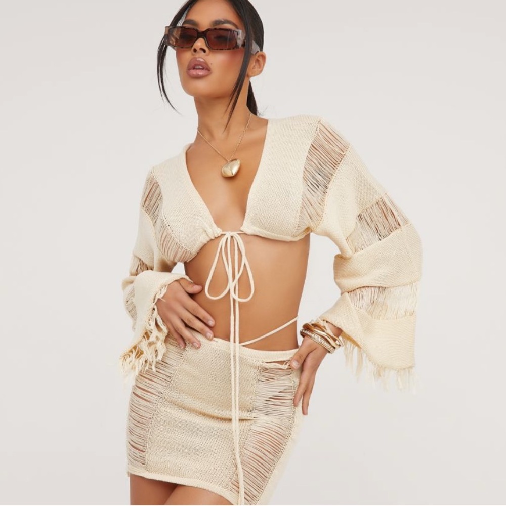 PLUNGE NECK CROP TOP AND MATCHING MINI SKIRT CO-ORD SET IN STONE KNIT